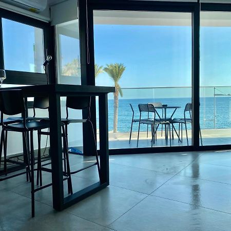 Sea La Vie #2 - Luxury Seaview Apartment Paphos Buitenkant foto