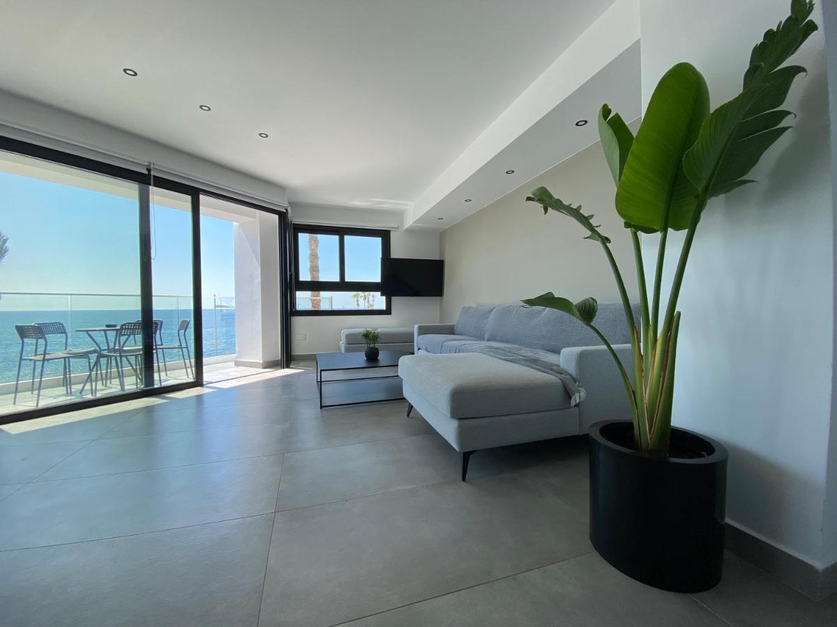 Sea La Vie #2 - Luxury Seaview Apartment Paphos Buitenkant foto